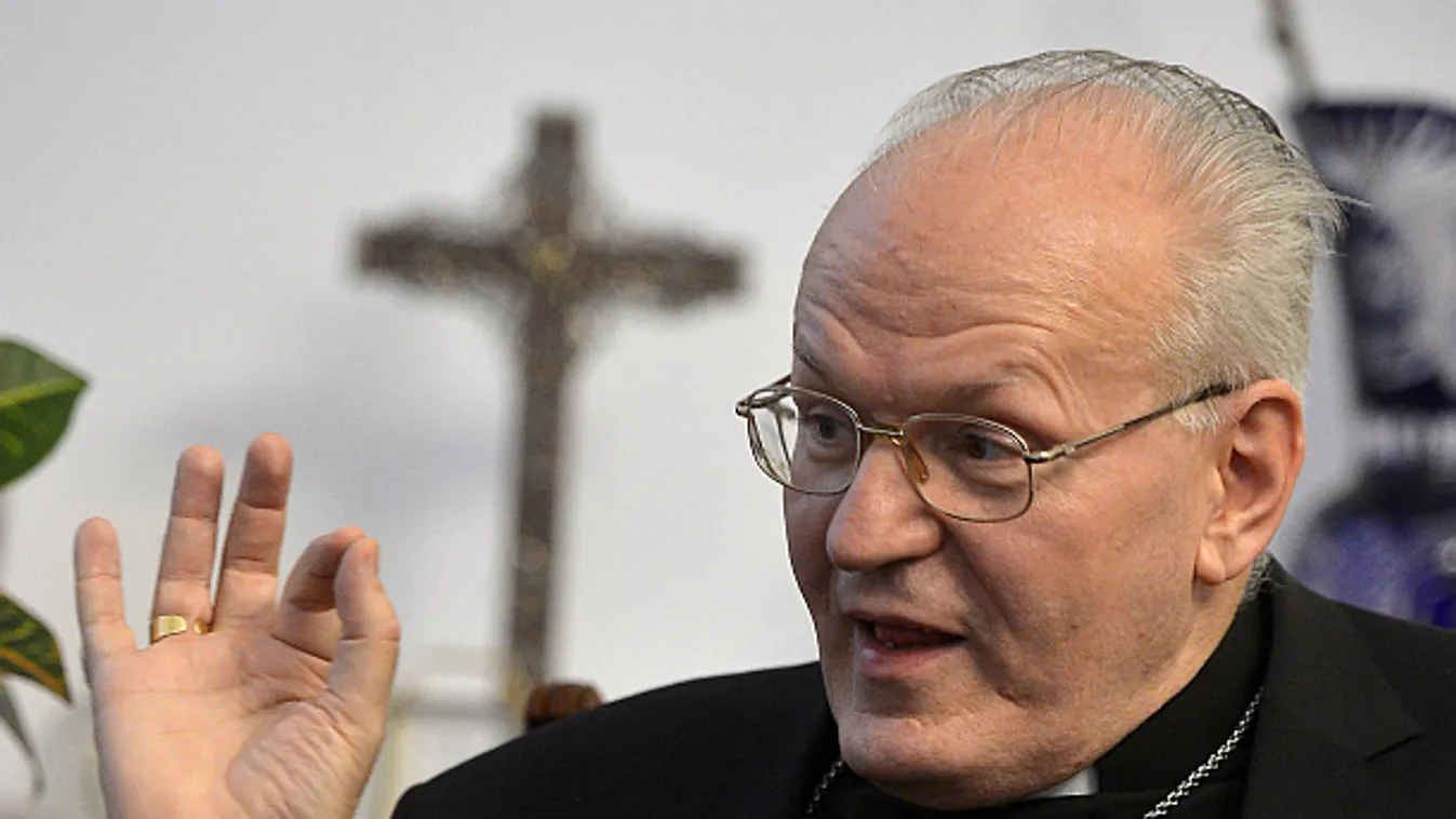 Erdő Péter: Az ünnep alkalom, hogy szembenézzünk a hitünkkel