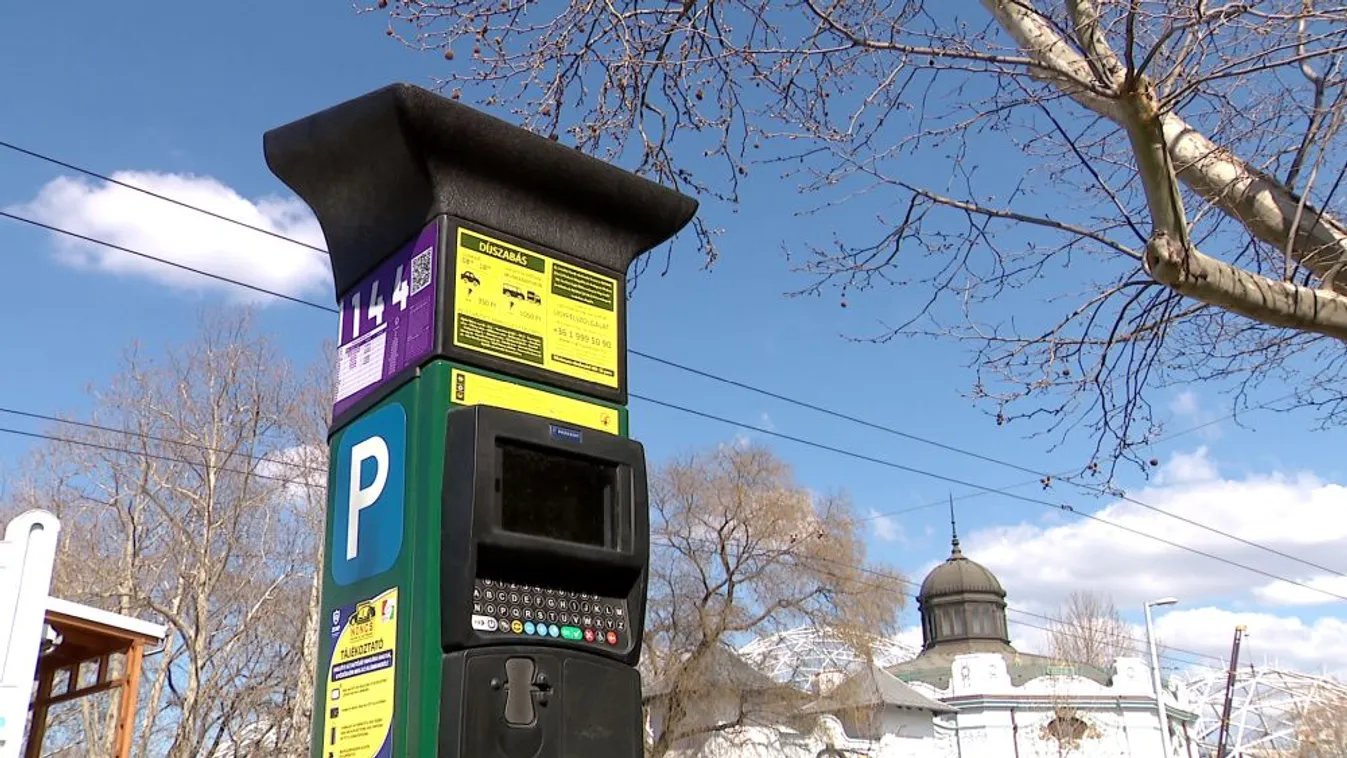Orbán Viktor: Hétfőtől díjmentes a közterületi parkolás