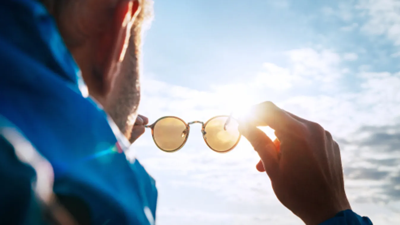 Otthonmaradásra szólít fel a meteorológiai szolgálat is az erős UV-sugárzás miatt