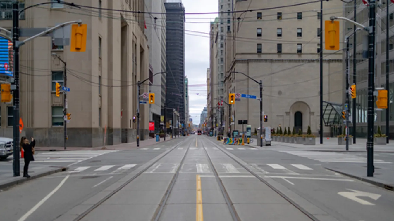 Hét prefektúrában rendkívüli állapotot hirdetett a japán miniszterelnök