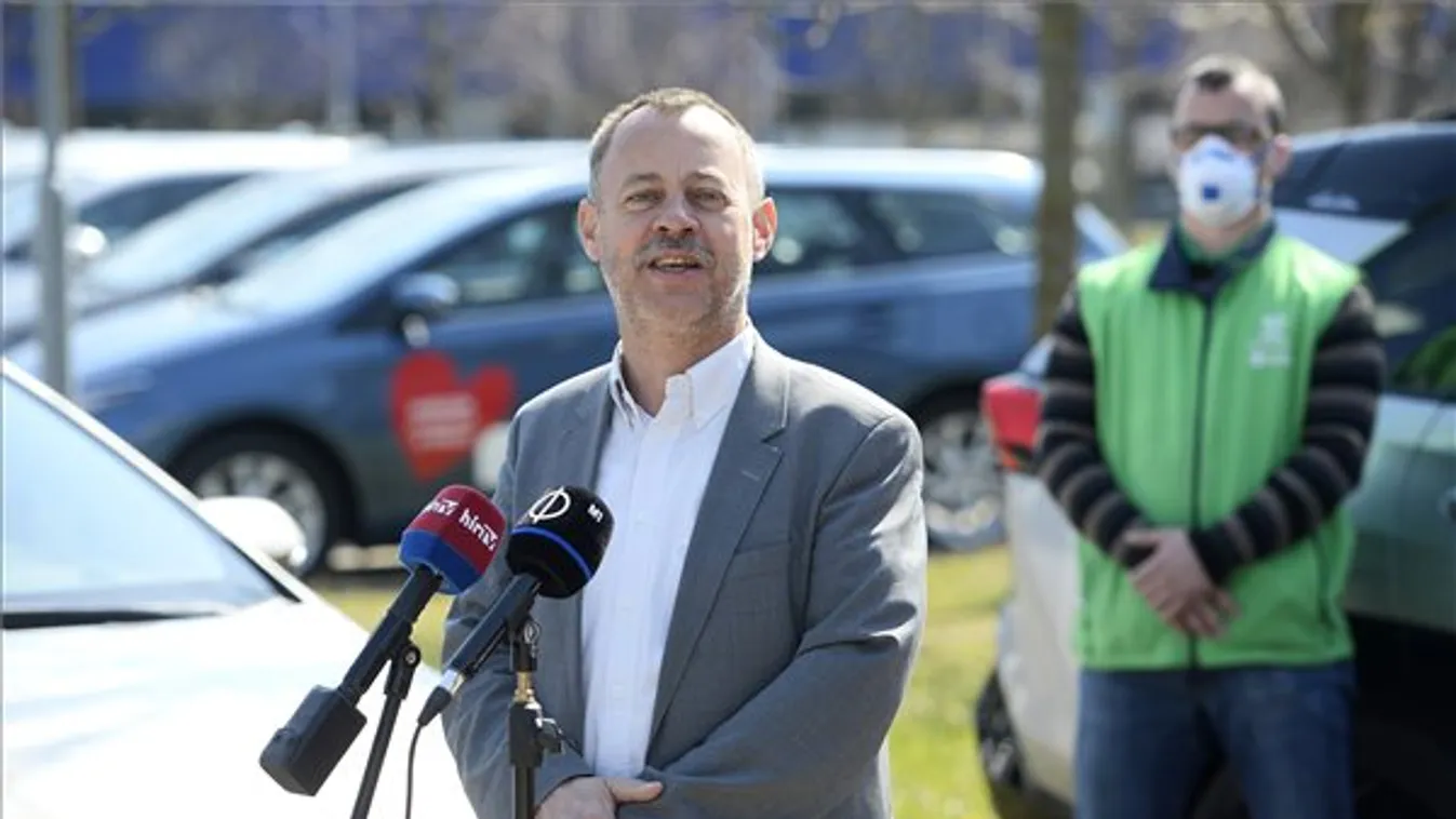 Révész Máriusz: Húsz gépjárművet ajánlott fel a járvány elleni védekezéshez a Toyota