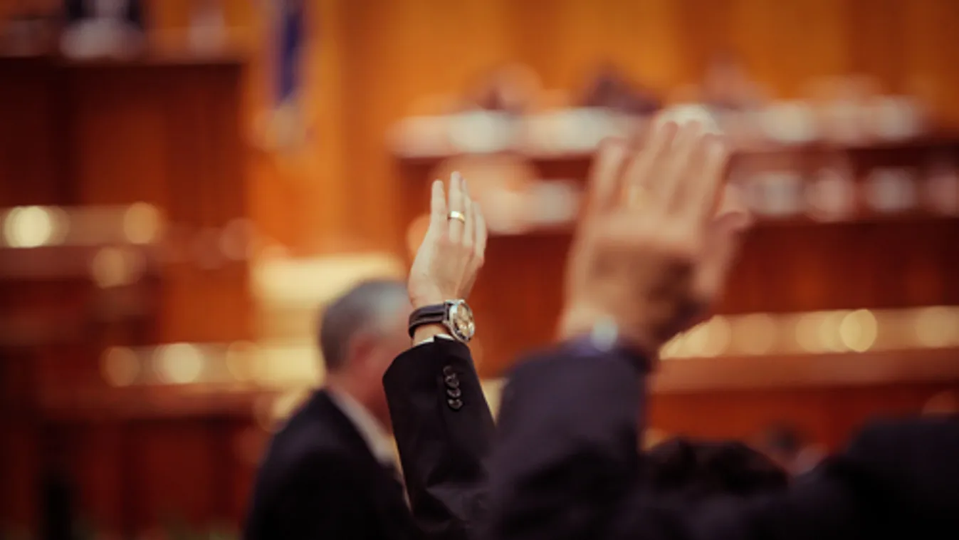 Elutasította a román szenátus a Székelyföldnek autonómiát előirányzó törvénytervezetet