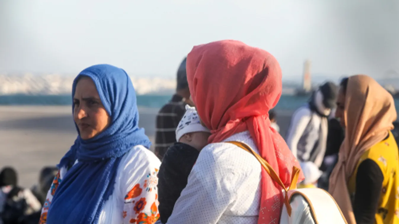 Kéthetes karanténba helyezik az olasz partoknál az Alan Kurdin utazó migránsokat