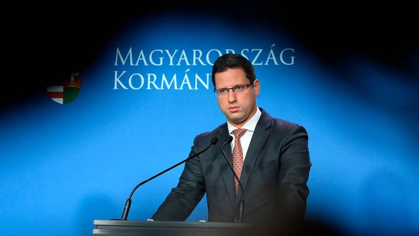 Gulyás Gergely: A kormány szombattól újabb egy hétre meghosszabbítja a kijárási korlátozásokat