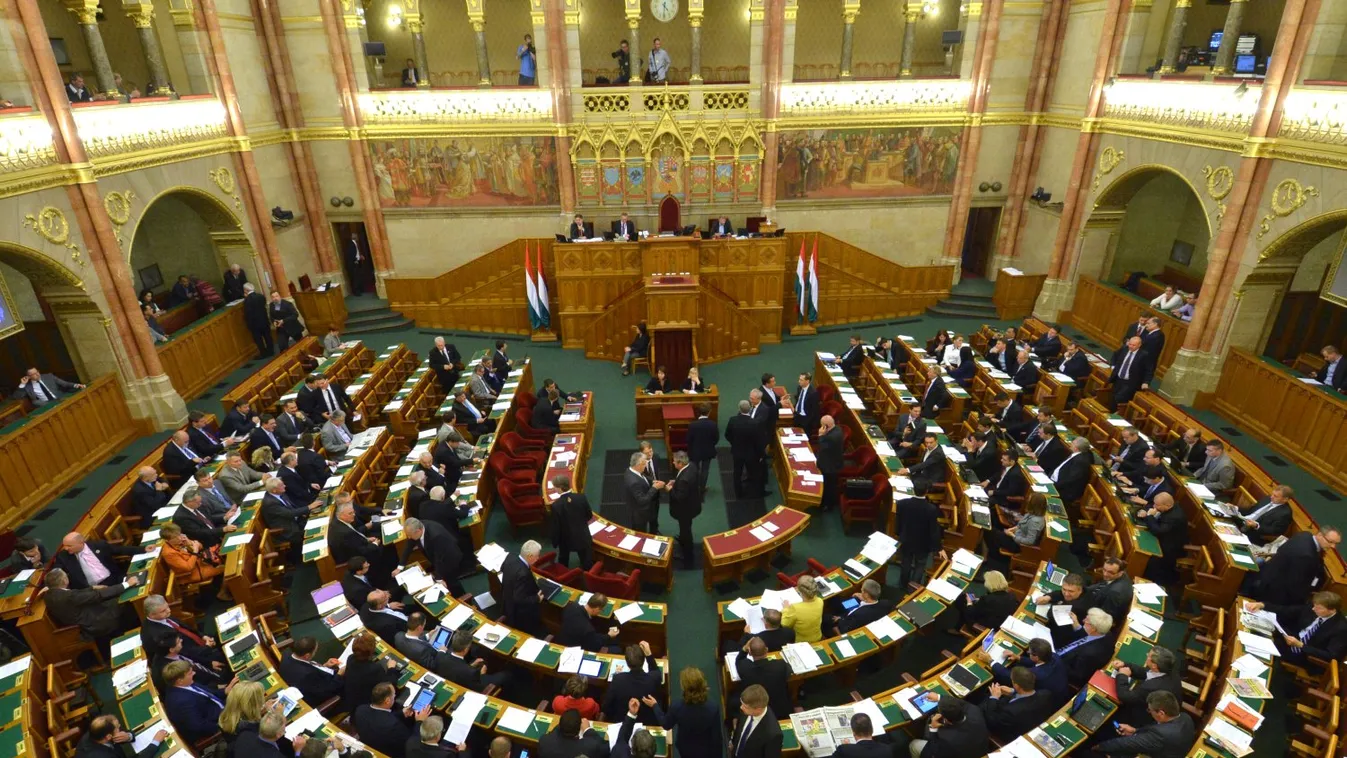 A szabad Országgyűlés megalakulására emlékező nyilatkozatról tárgyal a Ház