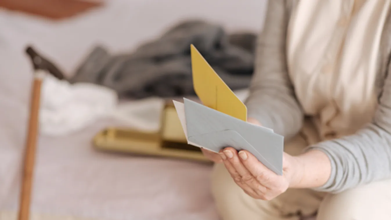 Könnyíti a nyugdíjasok számára az utalvány kifizetést a Posta