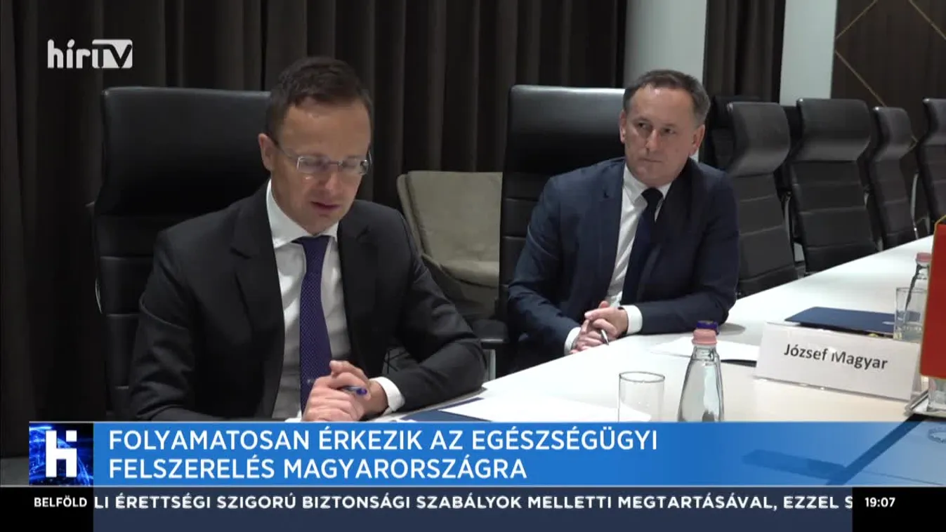 Folyamatosan érkezik az egészségügyi felszerelés Magyarországra
