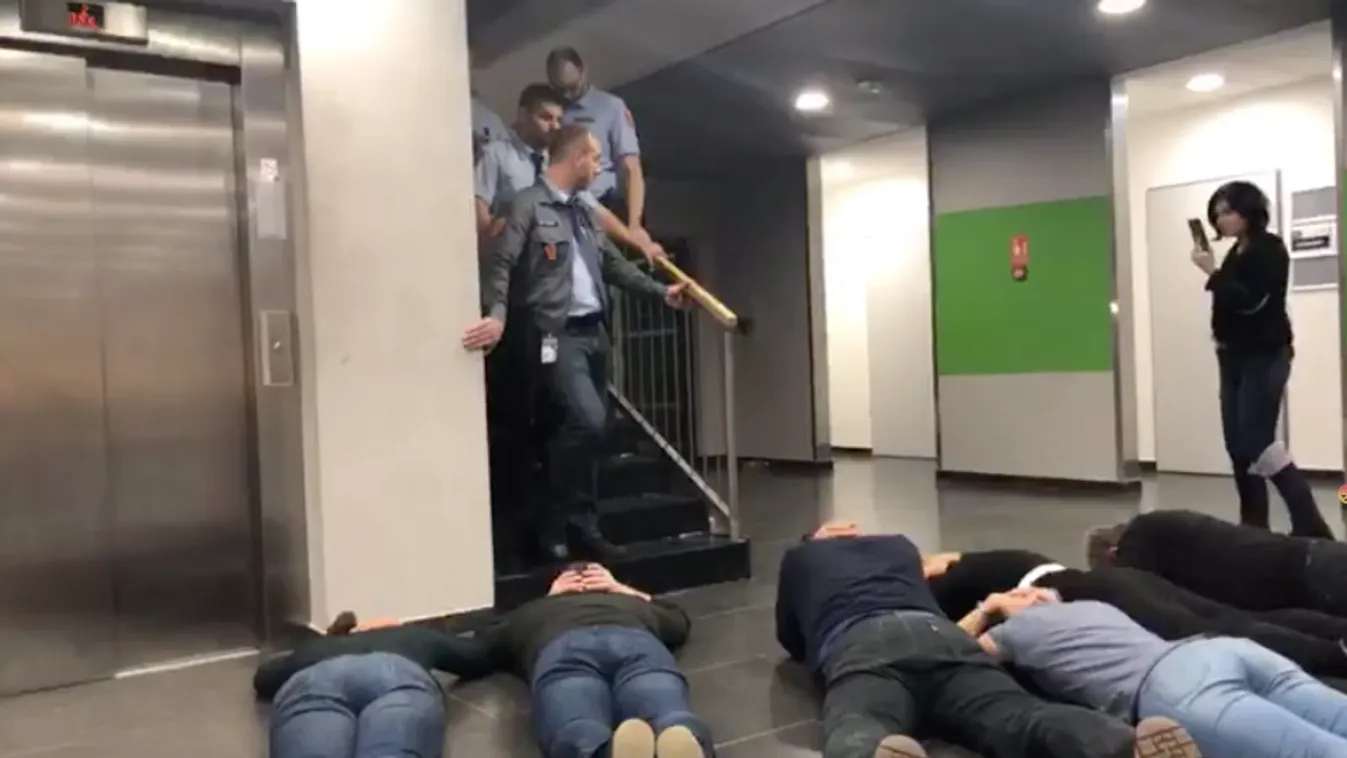 Megszüntették a nyomozást az MTVA-székházban garázdálkodó ellenzéki képviselők ügyében