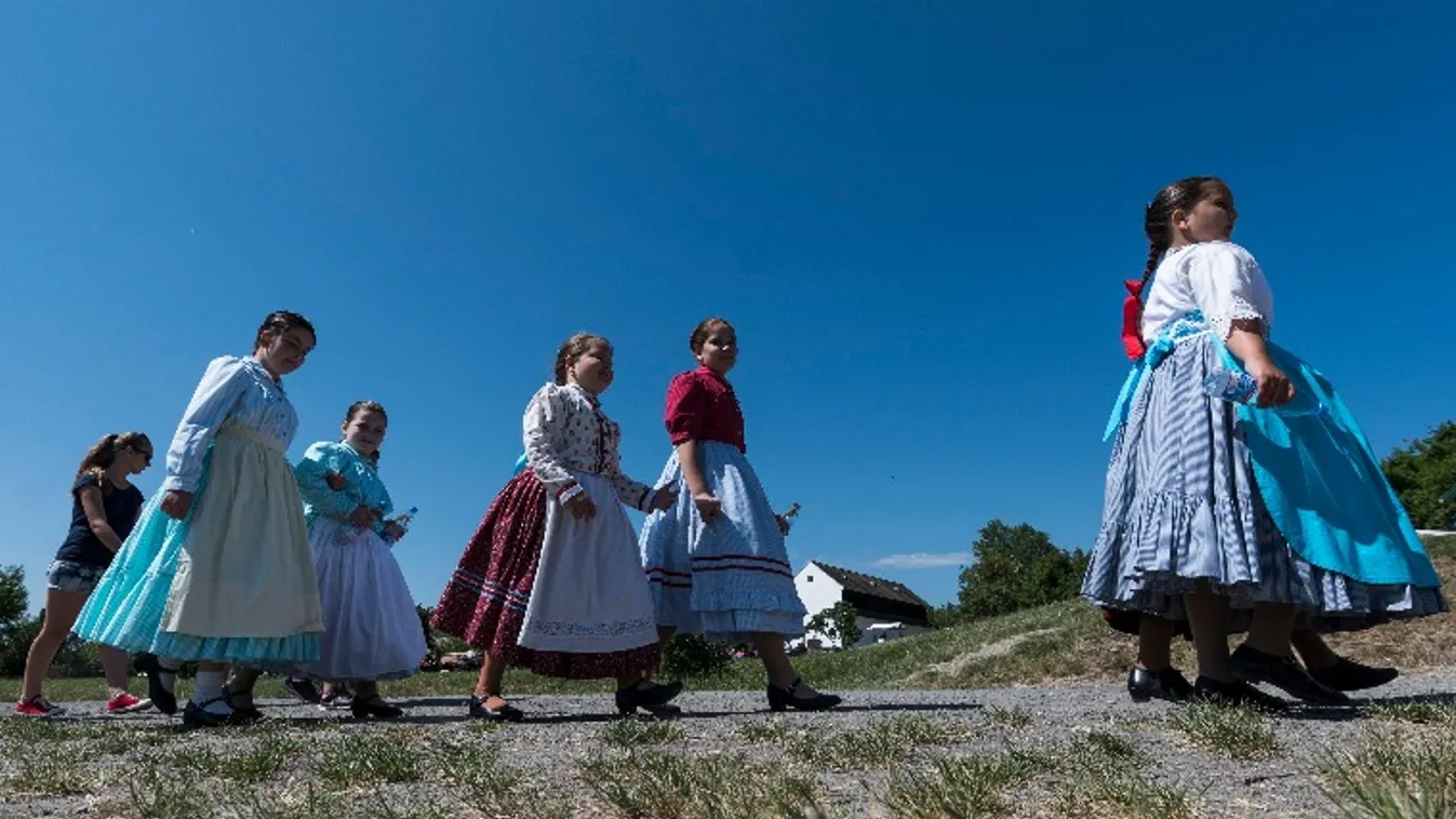 A teljes pünkösdi hosszú hétvégén nyitva tart a szentendrei Skanzen