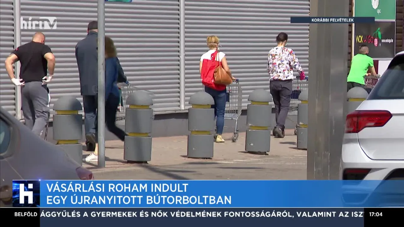 Vásárlási roham indult egy újranyitott bútorboltban