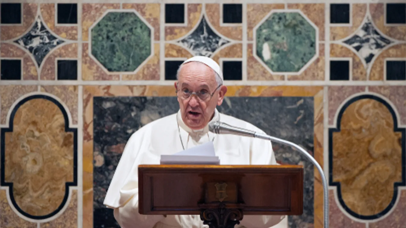 Méltóságteljes munkát, nem rabszolgavilágot szorgalmazott Ferenc pápa a munka ünnepén