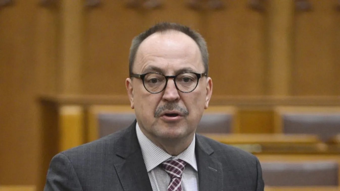 Németh Zsolt: a magyar szuverenitás helyreállítását is jelentette a parlament létrejötte