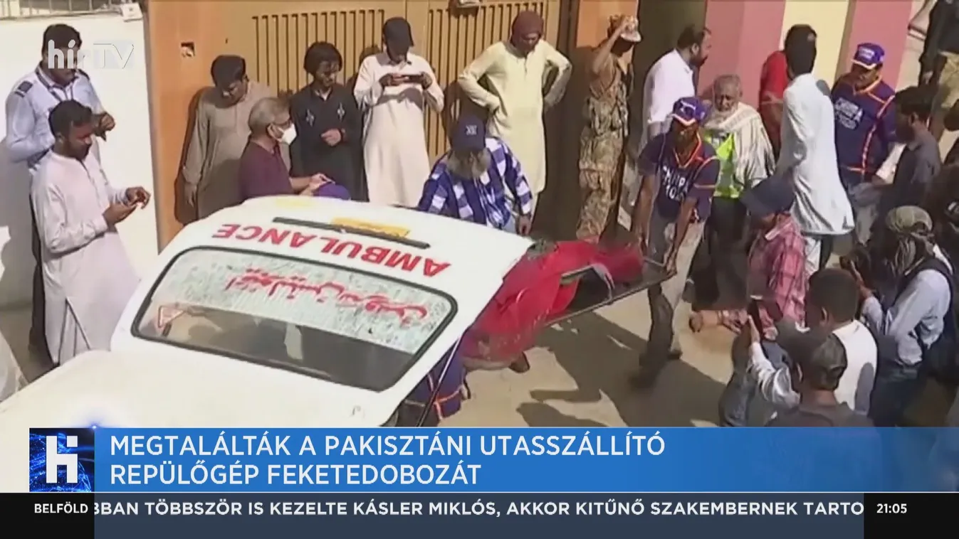 Megtalálták a lezuhant pakisztáni utasszállító repülőgép feketedobozát