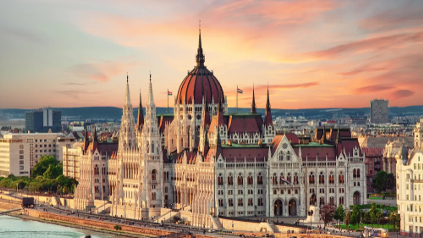 Online látogatható az Országház több nevezetes helyszíne