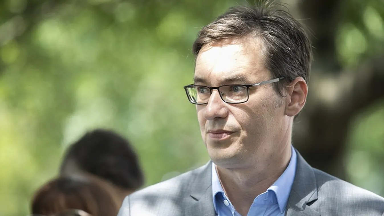 Karácsony: Álljon meg a főváros egy percre június 4-én!