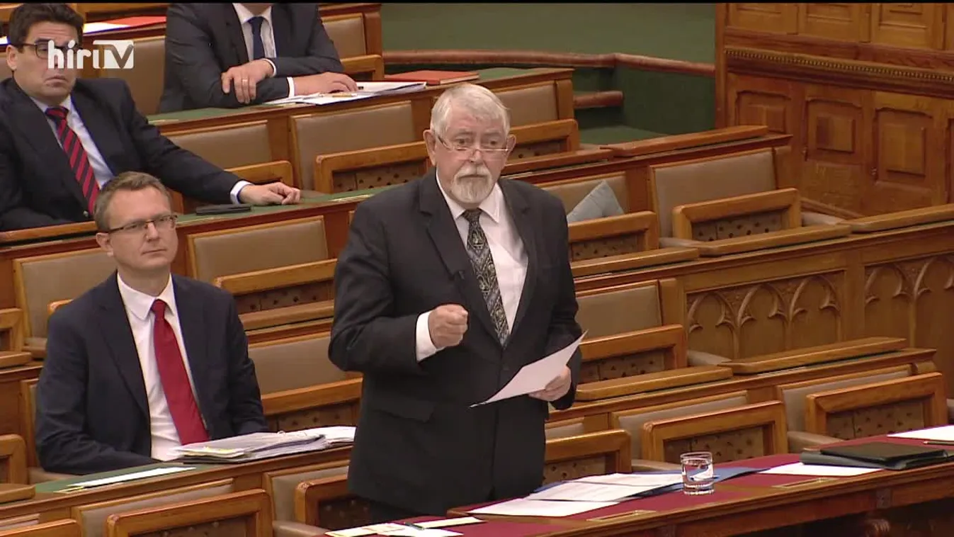 Napról napra: A különleges felhatalmazás révén a kormány sikeresen védekezett a járvány ellen