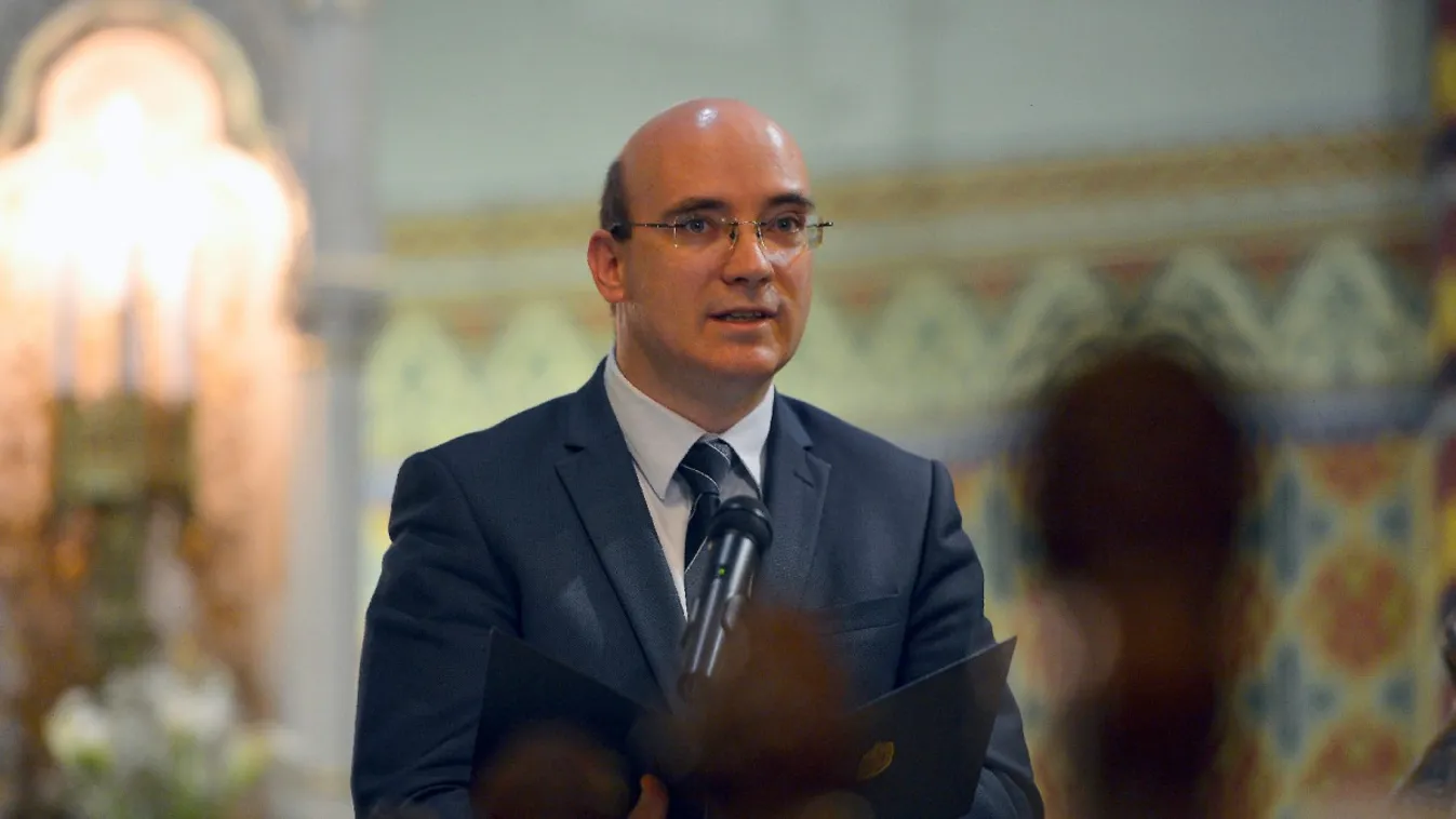 A "baloldali hisztéria" ellenére jó döntés volt megtartani az érettségit