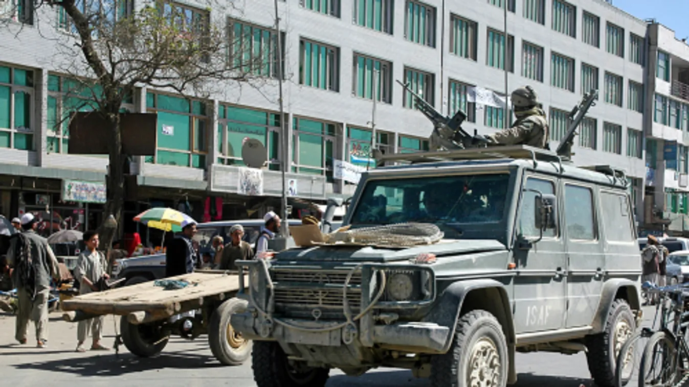 Pokolgépek robbantak Kabulban