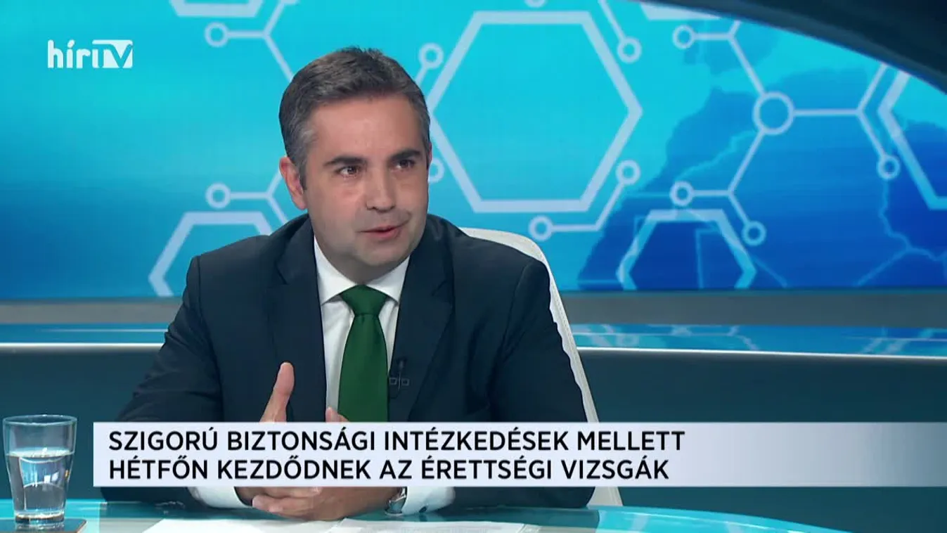 Magyarország élőben extra: Czuczor Gergellyel (2020-05-01)