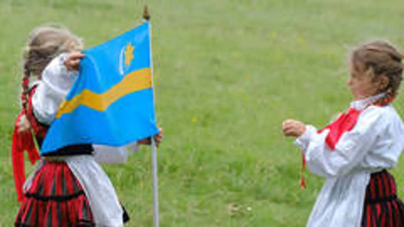 Hivatalosan is időt nyert a székelyek fontos ügye