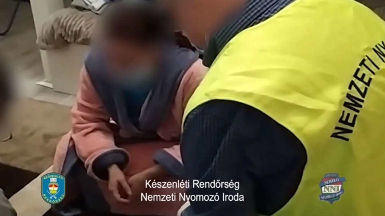 Budapesti nő irányította a migránsokat csempésző sofőrt