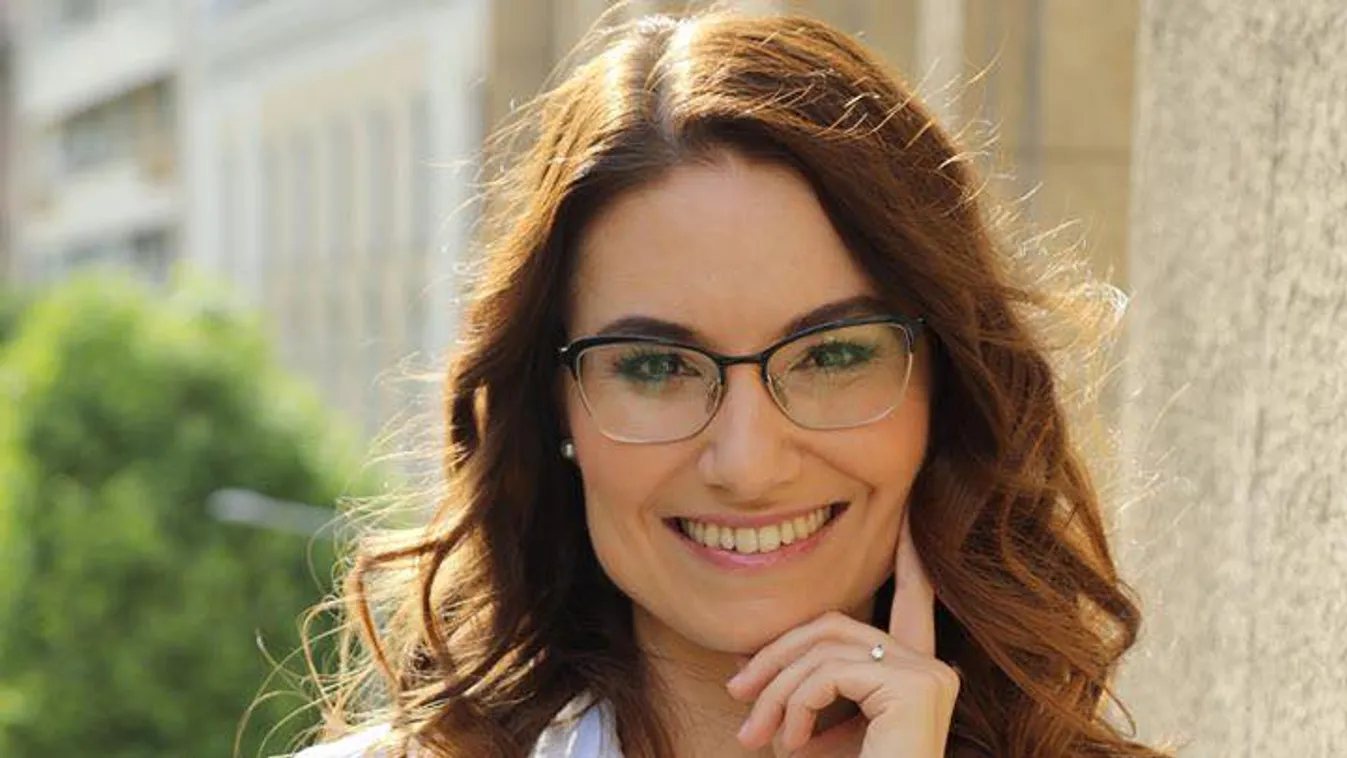 Illés Boglárka: Fontos, hogy a fiatalok a szülőföldjükön akarjanak boldogulni