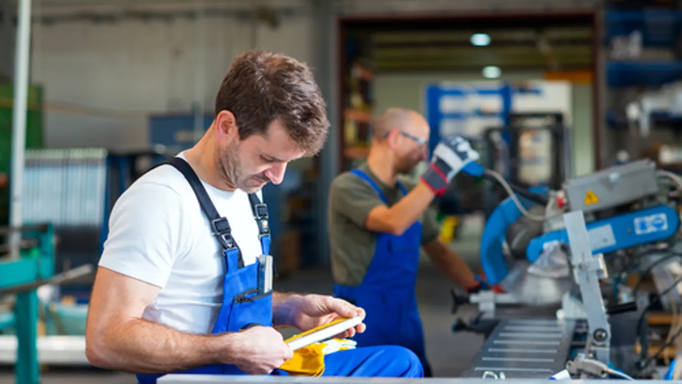 Augusztus végéig lehet pályázni a munkahelyvédelmi bértámogatásra a Gazdaságvédelmi akcióterv keretében