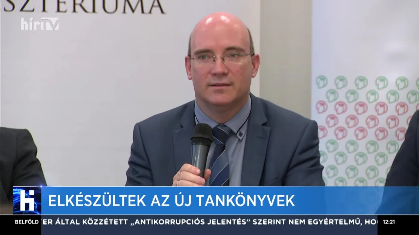 Elkészültek az új tankönyvek