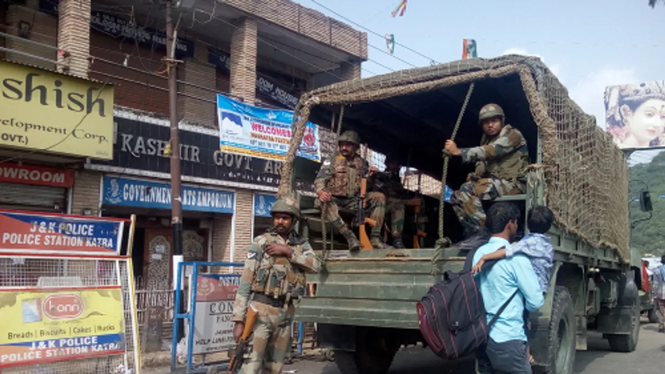 Kína és India megegyezett a kasmíri feszültség enyhítésében