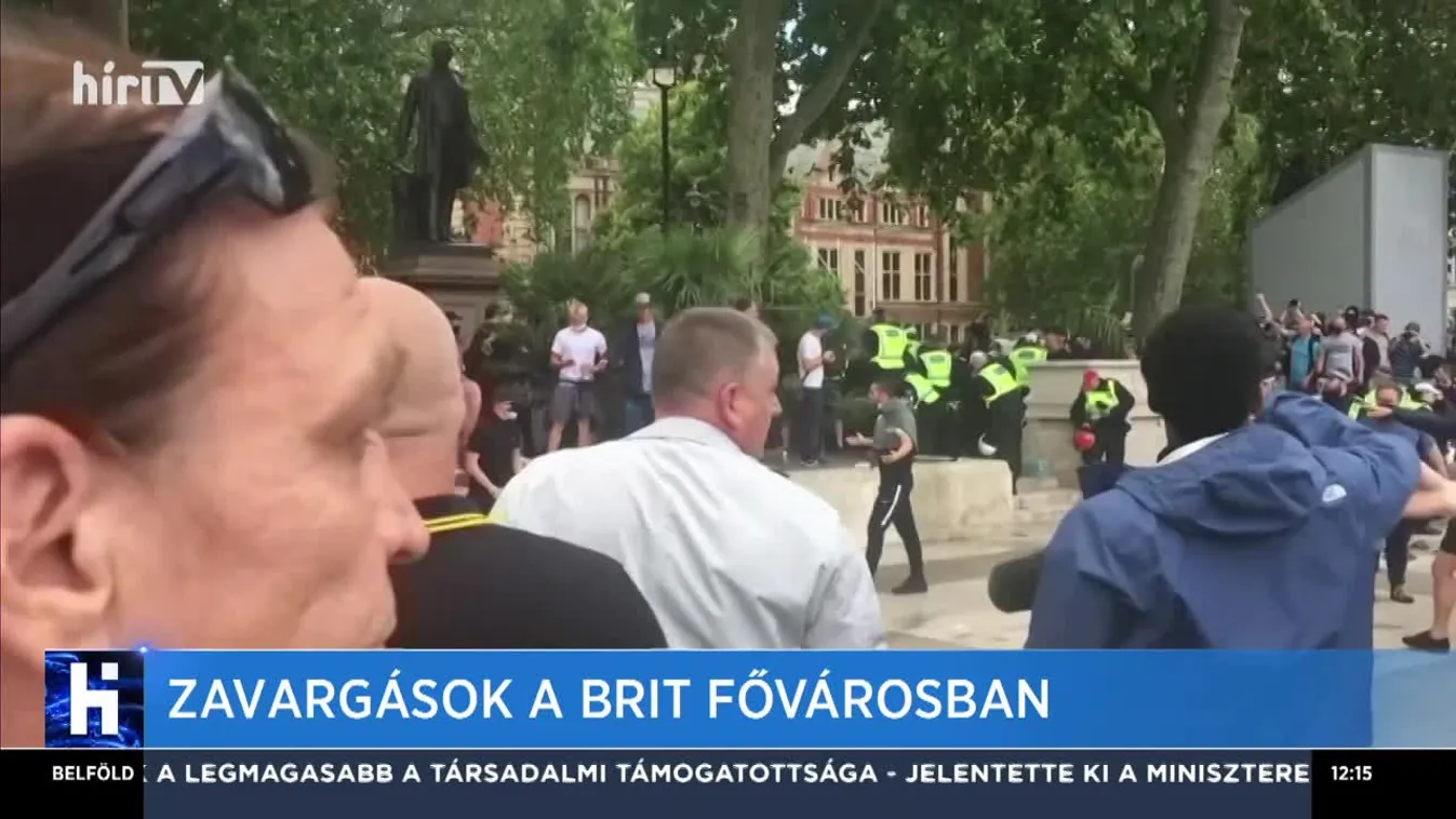 Szándékosan és tudatosan gerjesztik az erőszakba torkolló tüntetéseket