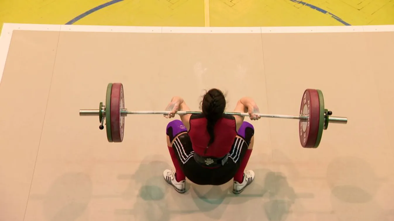 Súlyos vádak Aján Tamás ellen