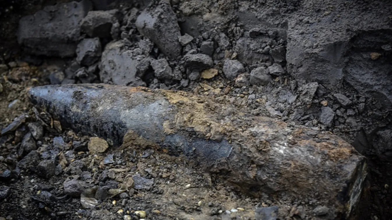 Elszállítják a Gárdonyban talált világháborús bombát