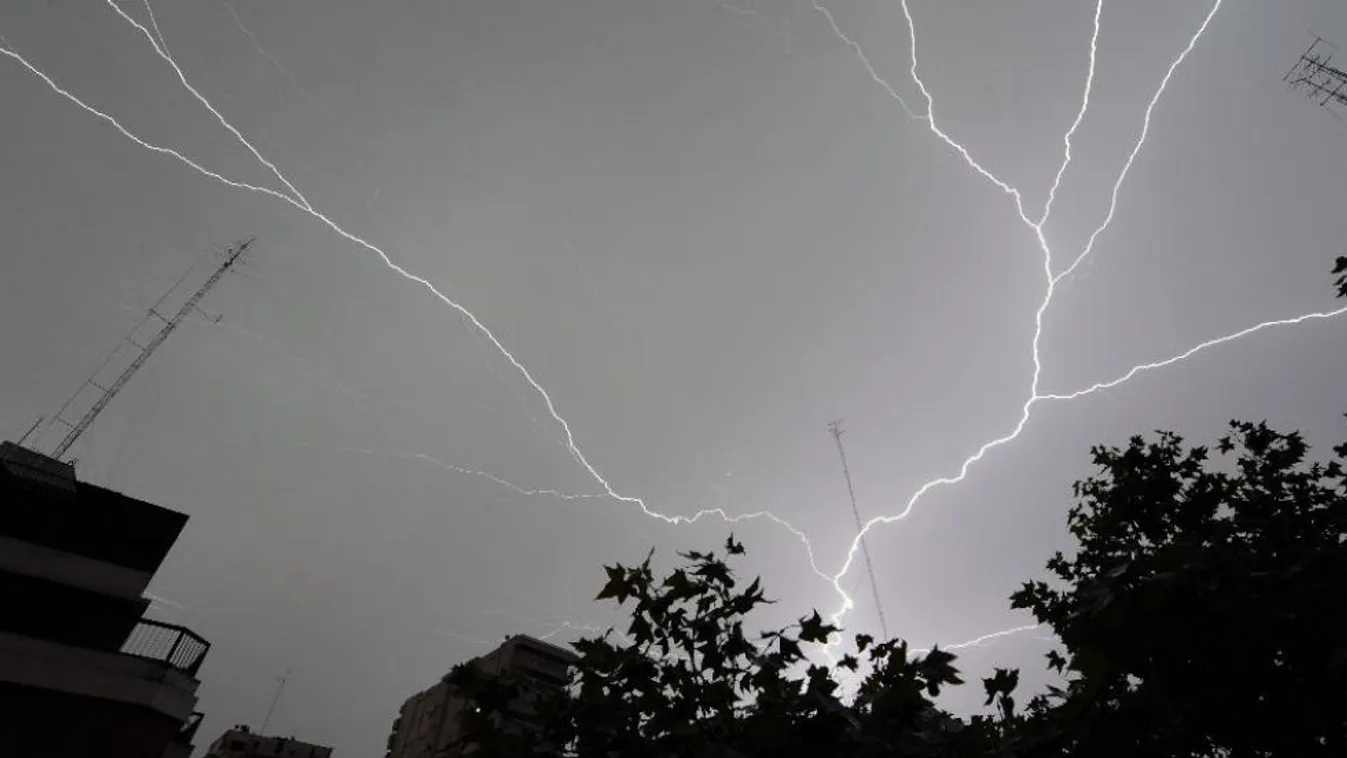 Néhány megyében már másodfokú a felhőszakadás veszélye miatti figyelmeztetés