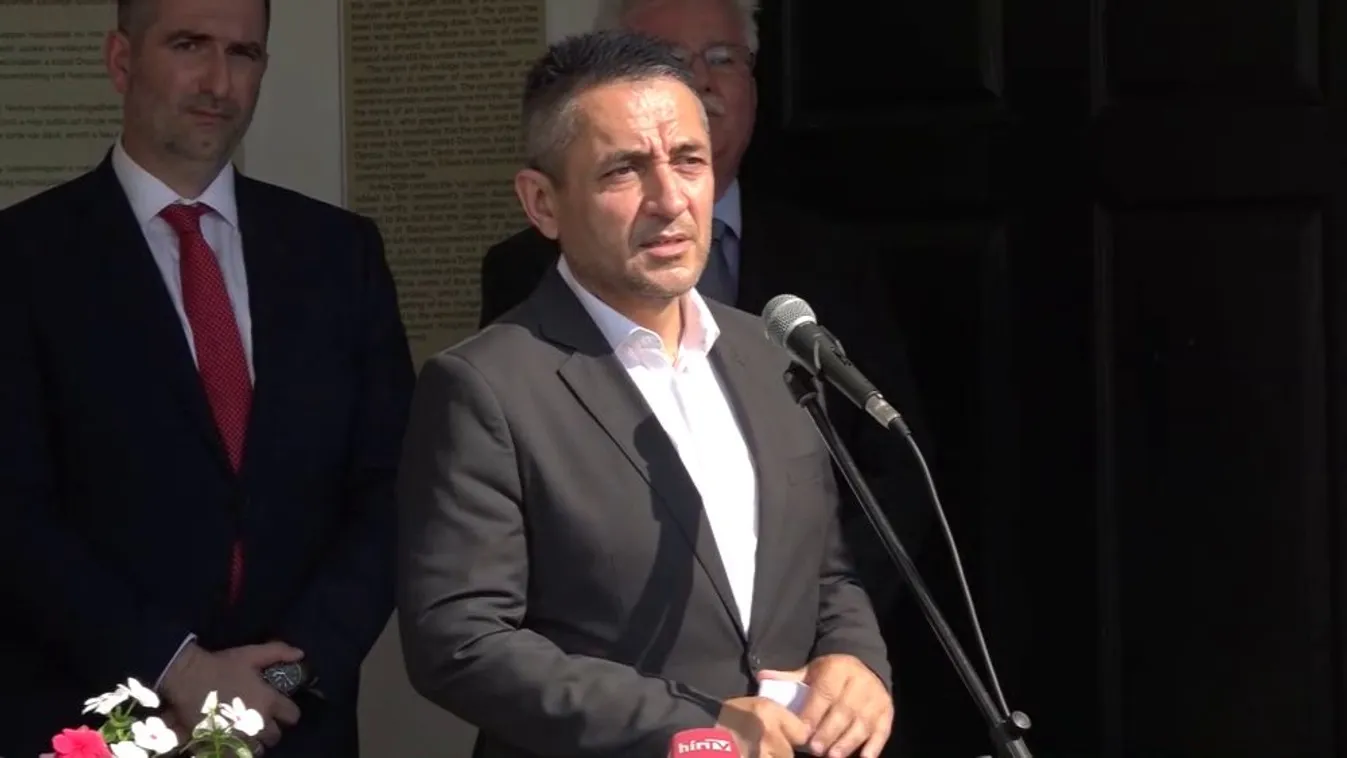 Potápi: A kormány minden magyar sorsával foglalkozik