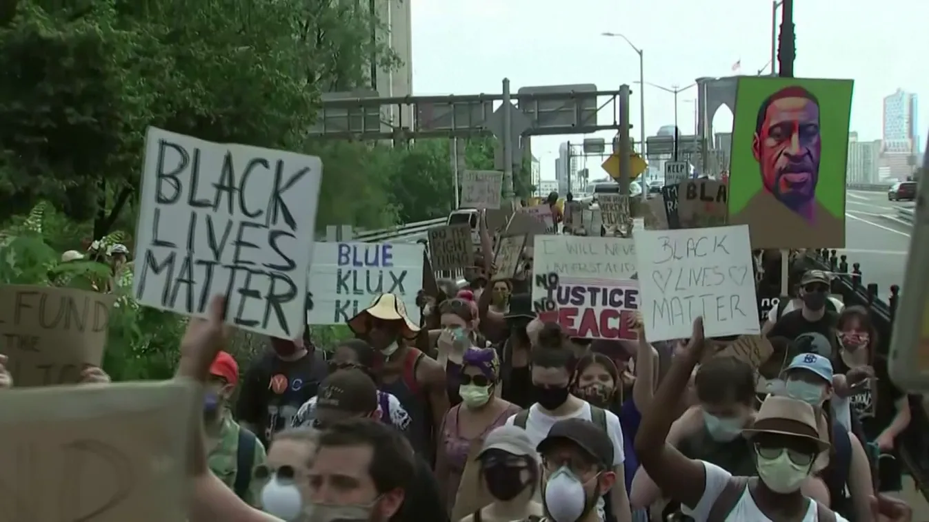 Tovább tüntetnek Amerikában a rendőri brutalitás ellen