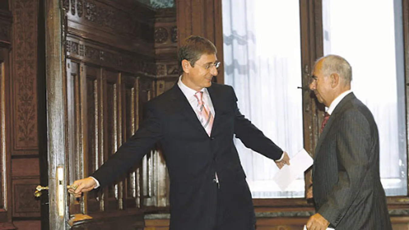 Cukorkákból és ingatlanokból szedte össze tízmilliárdjait Futó Péter