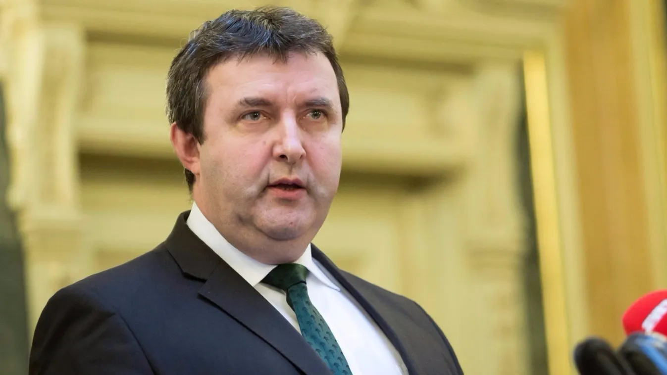 Palkovics: Van még mozgástér a járvány második hullámának kezelésére