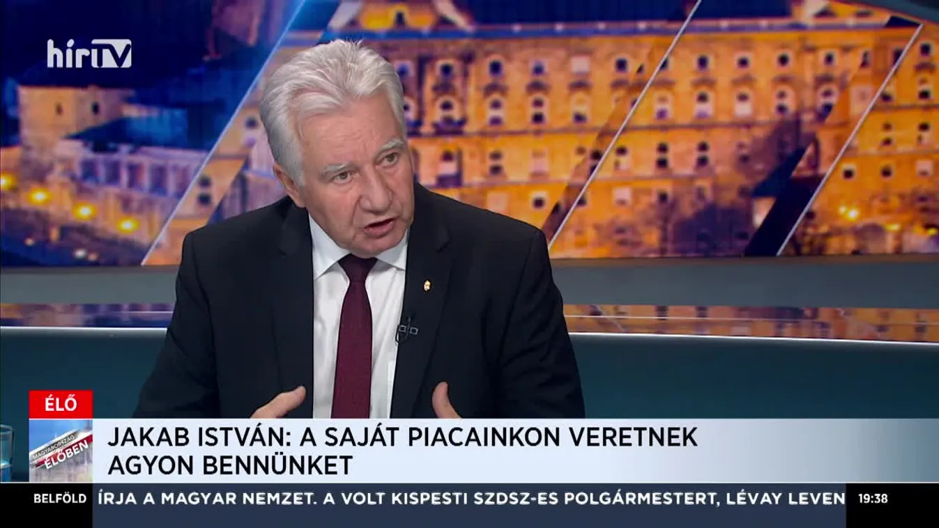 Jakab István: A saját piacainkon veretnek agyon bennünket
