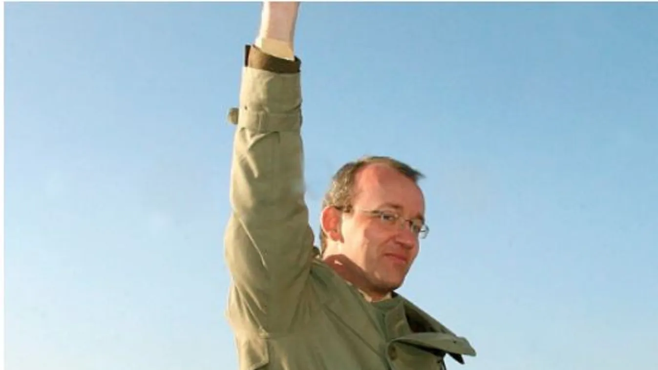 Ungváry Krisztián titkos élete – Náci egyenruhával seftelt a balliberális „sztártörténész”