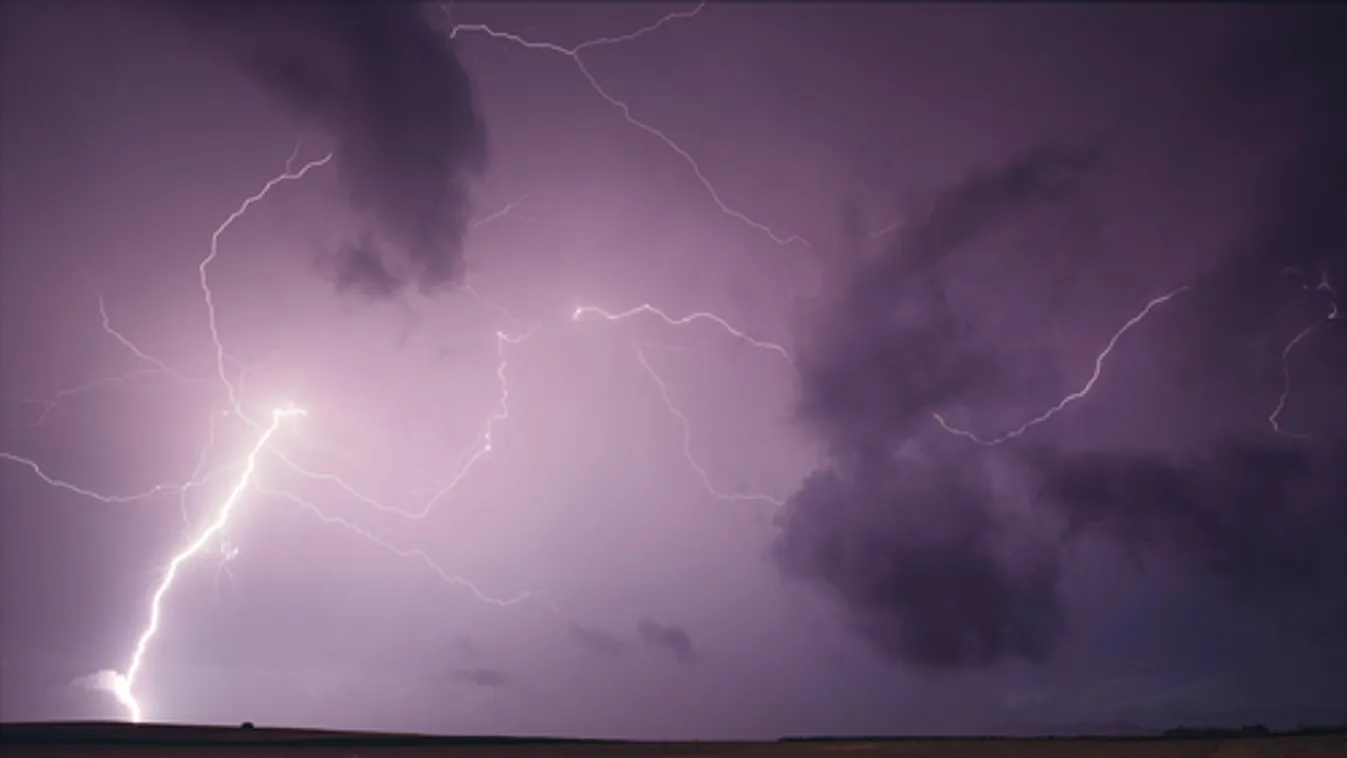 Többfelé másodfokú riasztást adtak ki a vihar miatt