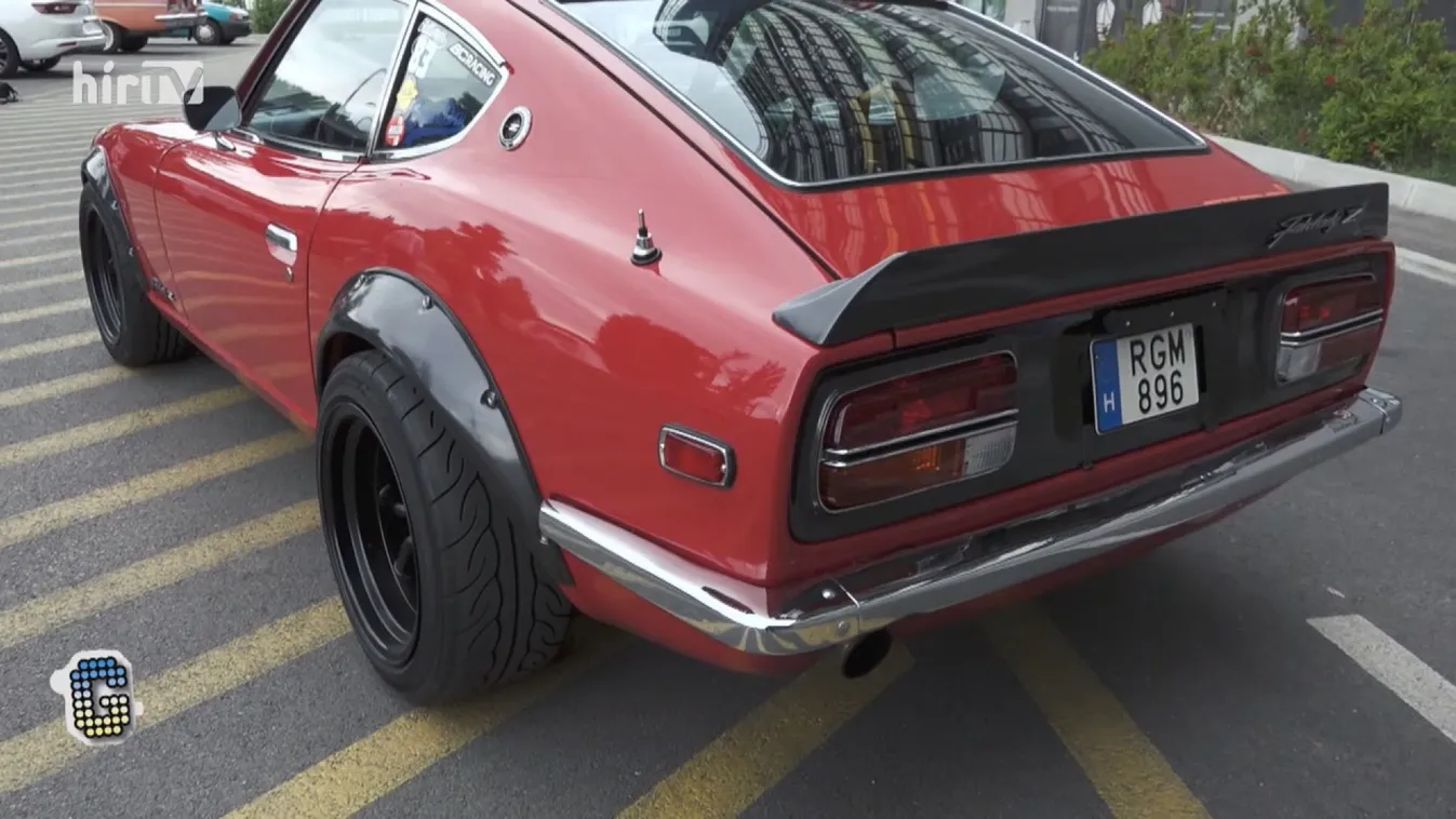 Garázs: Sportos külső, sportos belső