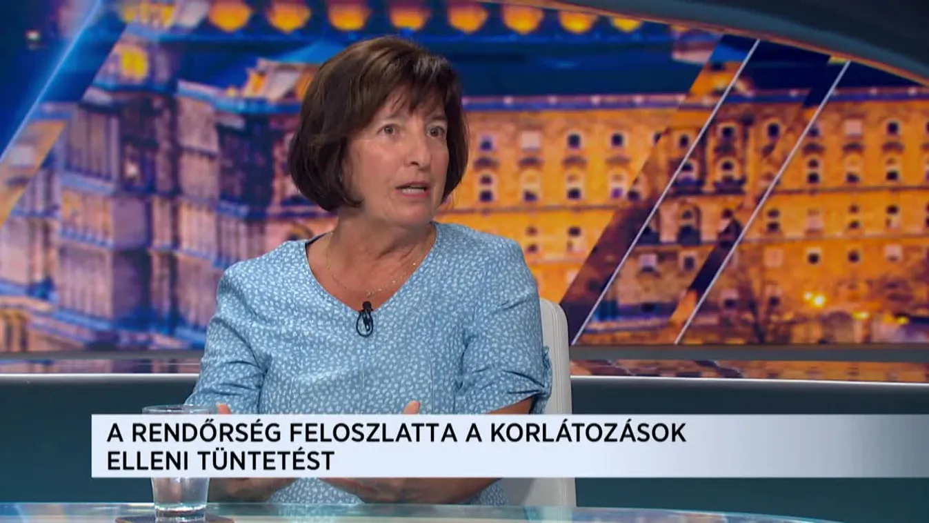 Rab Irén: A koronavírus-járvány miatt bevezetett korlátozások ellen tüntettek Berlinben