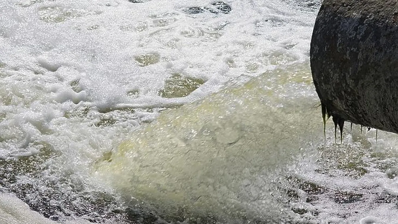 NNK: Enyhén nő a koronavírus-örökítőanyag mennyisége a szennyvízben