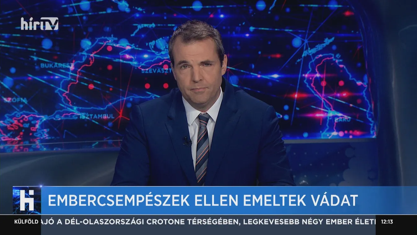 Embercsempészek ellen emeltek vádat