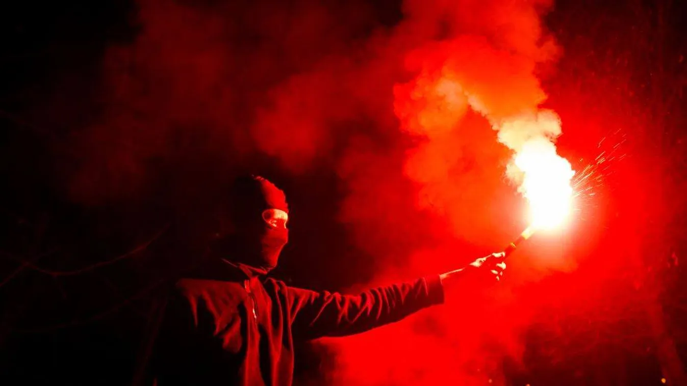 Kárpátaljáról elűznék a „magyar kutyákat”