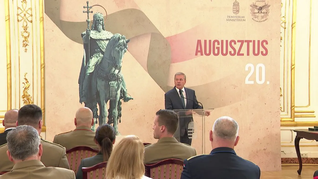 Benkő: Korszerű haditechnikára van szükség a béke fenntartásához