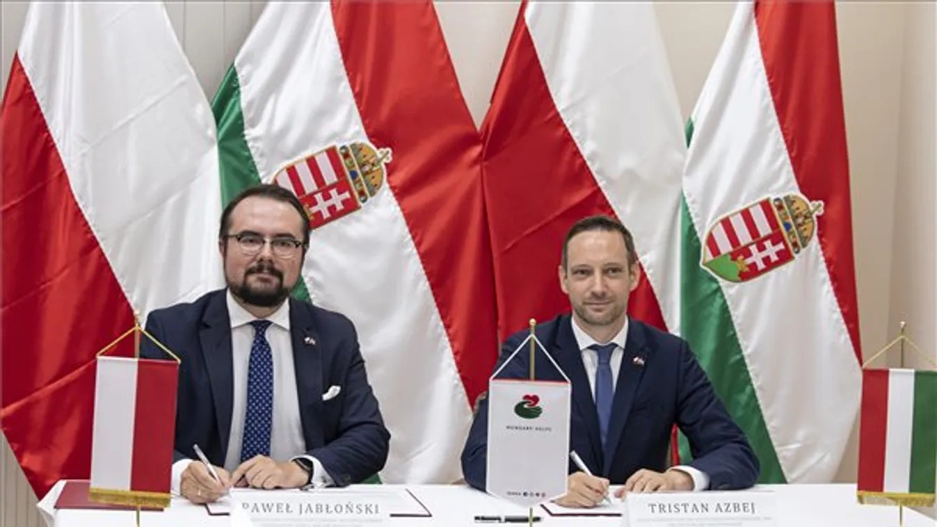 Magyar-lengyel humanitárius együttműködésről írtak alá megállapodást