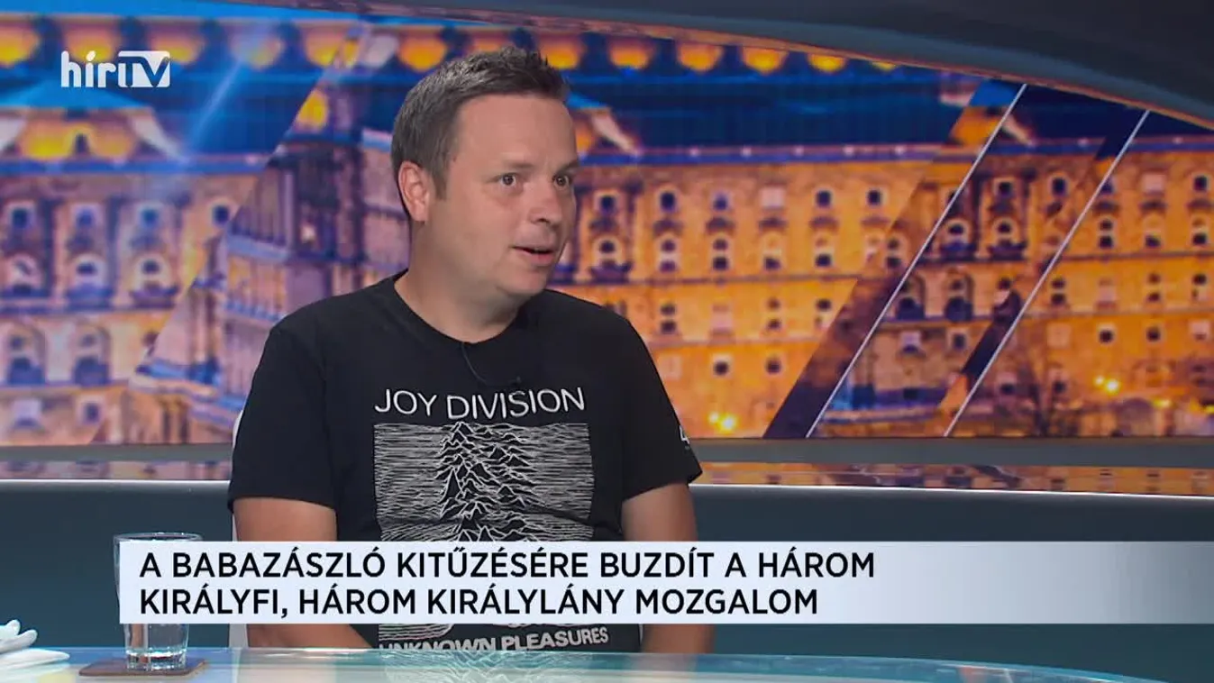 Ujváry András: Egyre több önkormányzat tűzi ki épületére a babazászlót