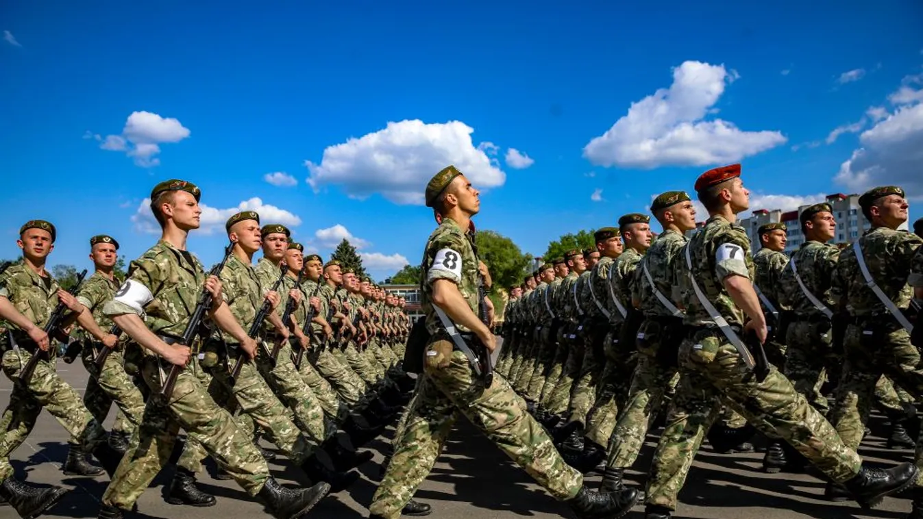 A legmagasabb harckészültségbe helyezik a fehérorosz hadsereg egyes egységeit