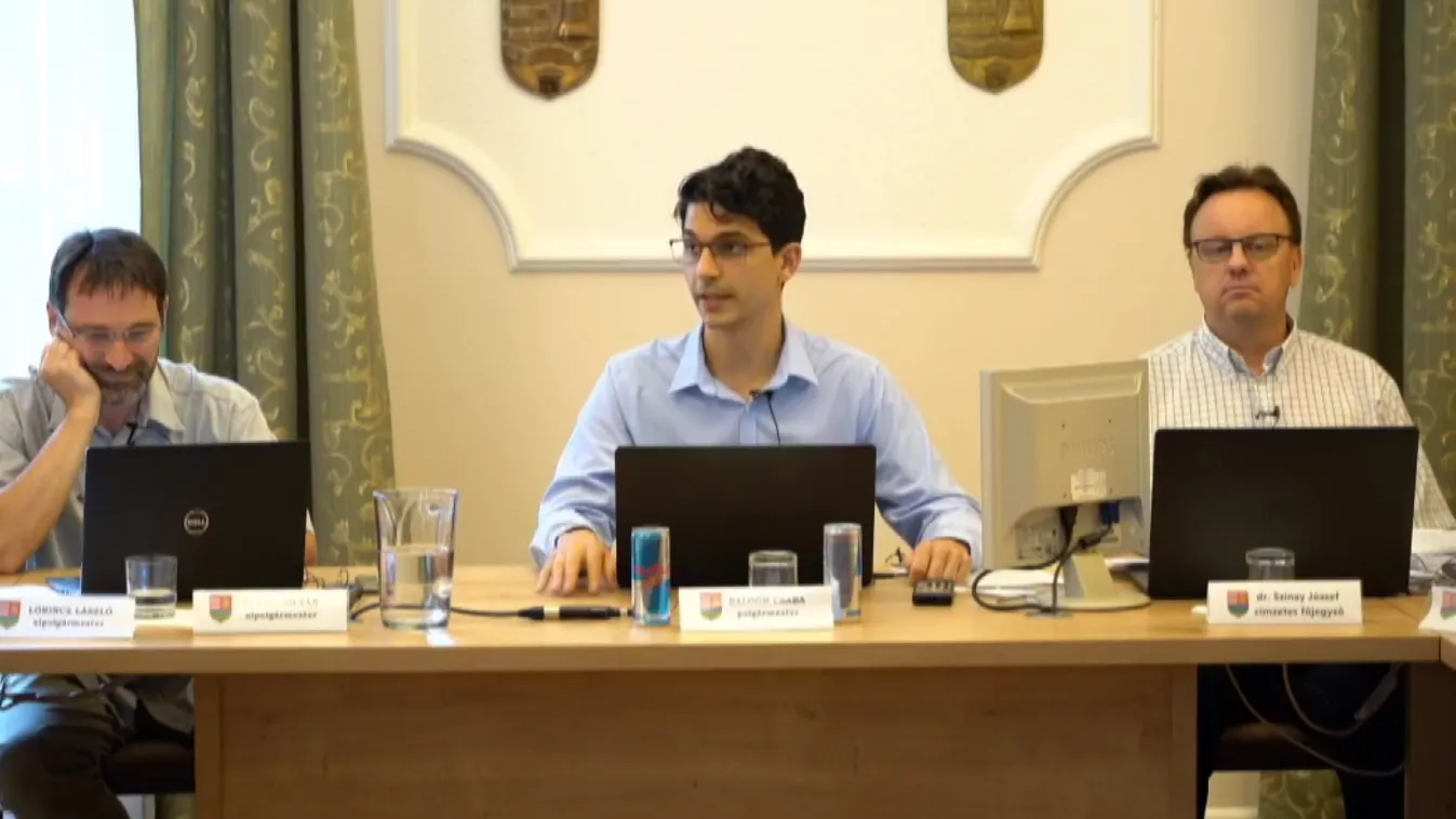 Nyíltan háborúznak az ellenzéki pártok Gödön